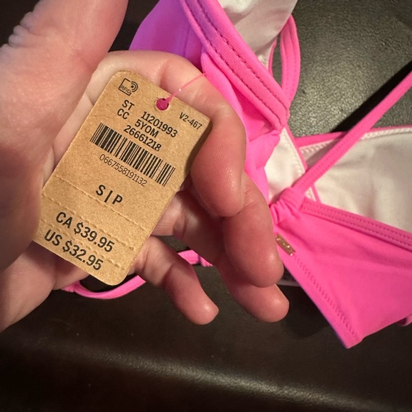 VS Pink bikini top - Picture 2 of 3